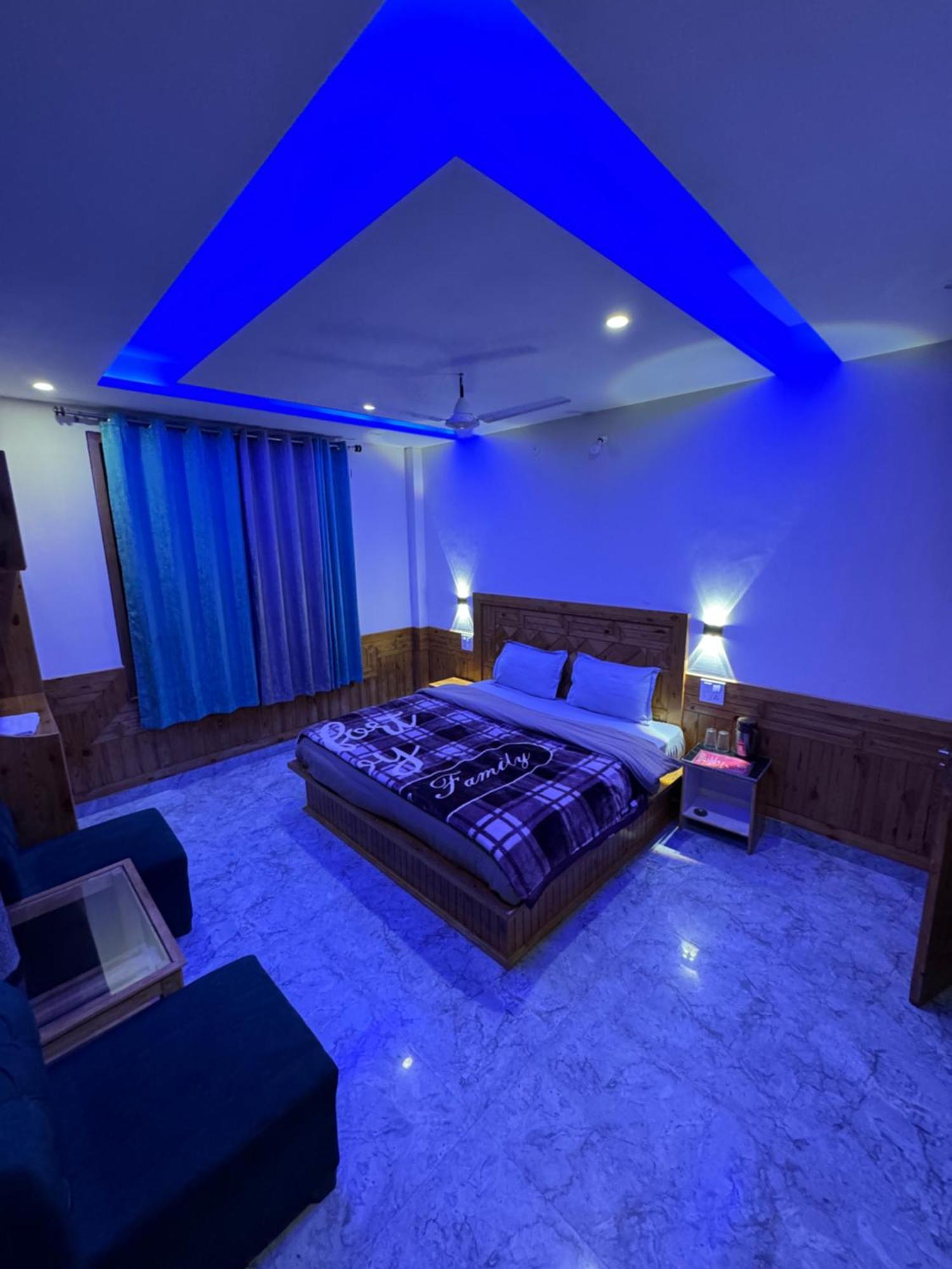 Delight Homestay Касол Екстериор снимка