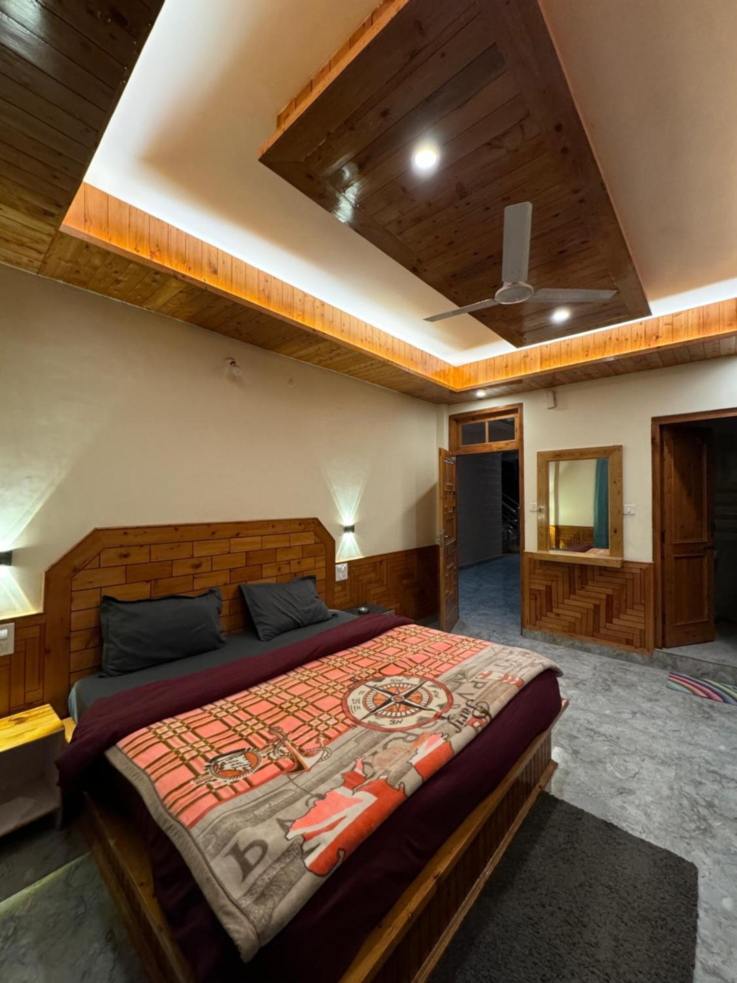 Delight Homestay Касол Екстериор снимка